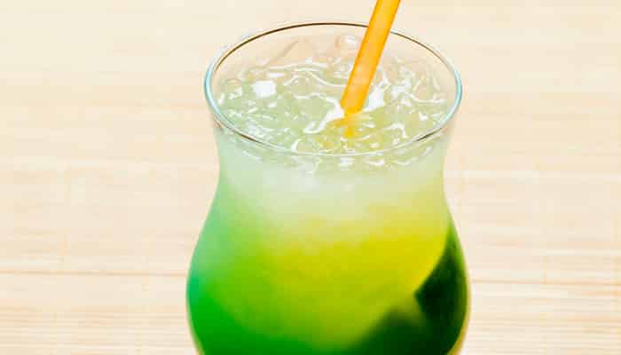Read more about the article Drink de Maça Verde com Leite Condensado