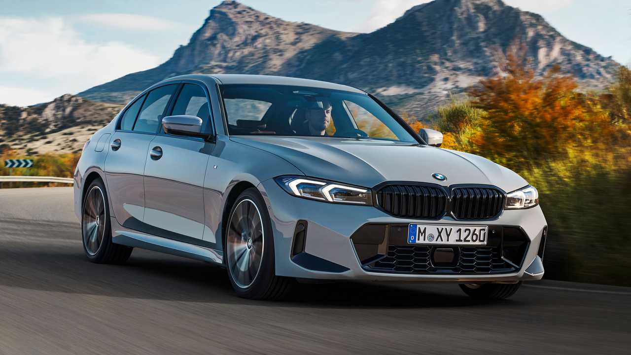 Você está visualizando atualmente BMW anuncia produção da nova Série 3 e X1 2023 no Brasil a partir de setembro
