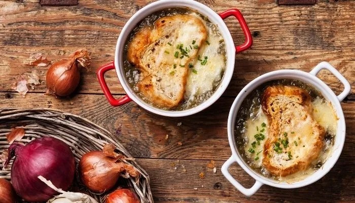 Leia mais sobre o artigo Sopa de cebola deliciosa