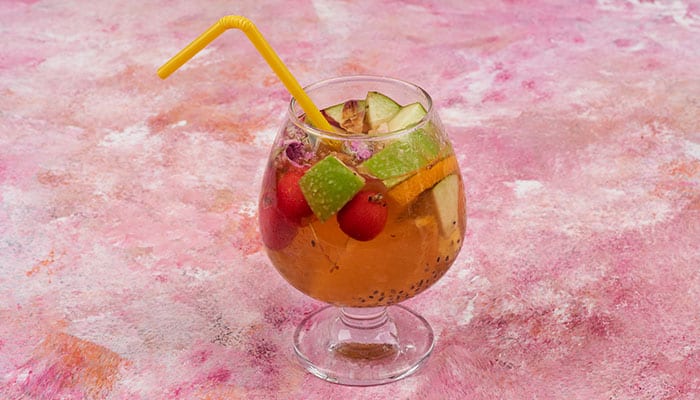Leia mais sobre o artigo Caipirinha de Frutas. Um drink com vários sabores! Descubra Como Fazer Caipirinha de Frutas!